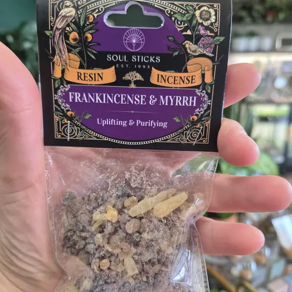 FRANKINCENSE & MYRRH NATURAL RESIN INCENSE (1 OZ)
